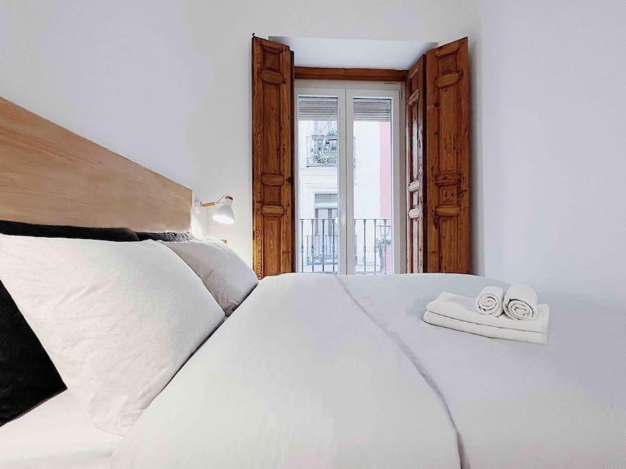 Apartamento Privado De Diseno En Pleno Centro - Atocha Appartement Madrid Buitenkant foto